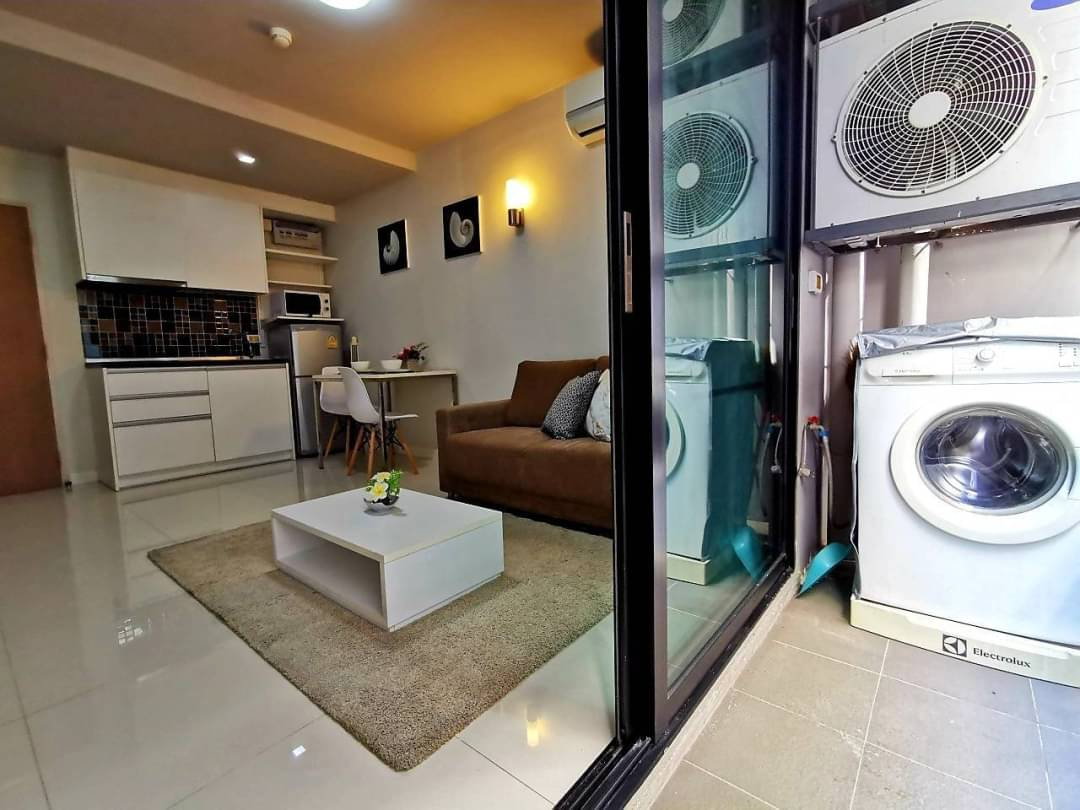 picture For For rent Le Cote Sukhumvith 14 very close BTS ASOKE and Terminal 21 / 1 Bedroom 35 sqm., - 2/16