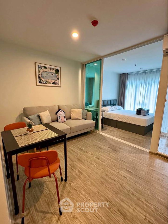 รูป คอนโด 1 ห้องนอน Regent Home Bangna ชั้น 11 ใกล้ BTS บางนา (ID 3143448) - รูปที่ 1/9