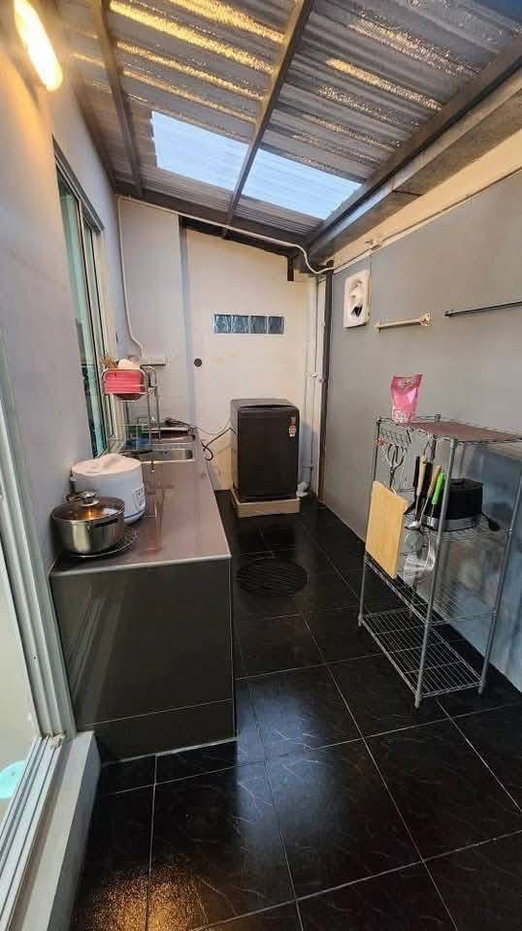 รูป 🏡 ให้เช่าบ้าน ทาวน์โฮม 2 ชั้น ในโครงการคุณภาพ เดินทางสะดวก ติดถนนวงแหวนรอบ 2 ใกล้ห้างสรรพสินค้า มหาวิทยาลัย โรงเรียนนานาชาติ และอื่นๆอีกมากมาย - รูปที่ 10/12