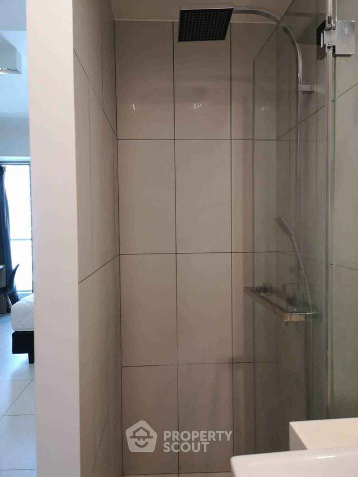 รูป คอนโด 1 ห้องนอน ชั้นสูง 15 The Lofts Ekkamai 28 ตร.ม. ห่าง BTS เอกมัย 200 ม. (ID 1563550) - รูปที่ 8/8