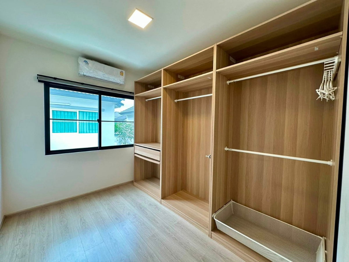 รูป ให้เช่า บ้านเดี่ยว วิลลาจจิโอ 3 ศรีนครินทร์ - บางนา พร้อมอยู่ เฟอร์นิเจอร์ครบ ✅ทักไลน์ได้เลยตอบไวมากค่ะ - รูปที่ 11/17