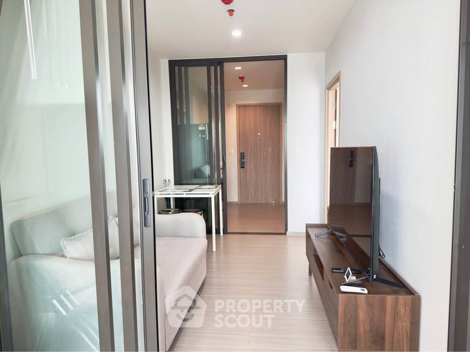 picture 2-BR Condo at Life Sathorn Sierra near BTS Talat Phlu (ID 2207661) - 9/16