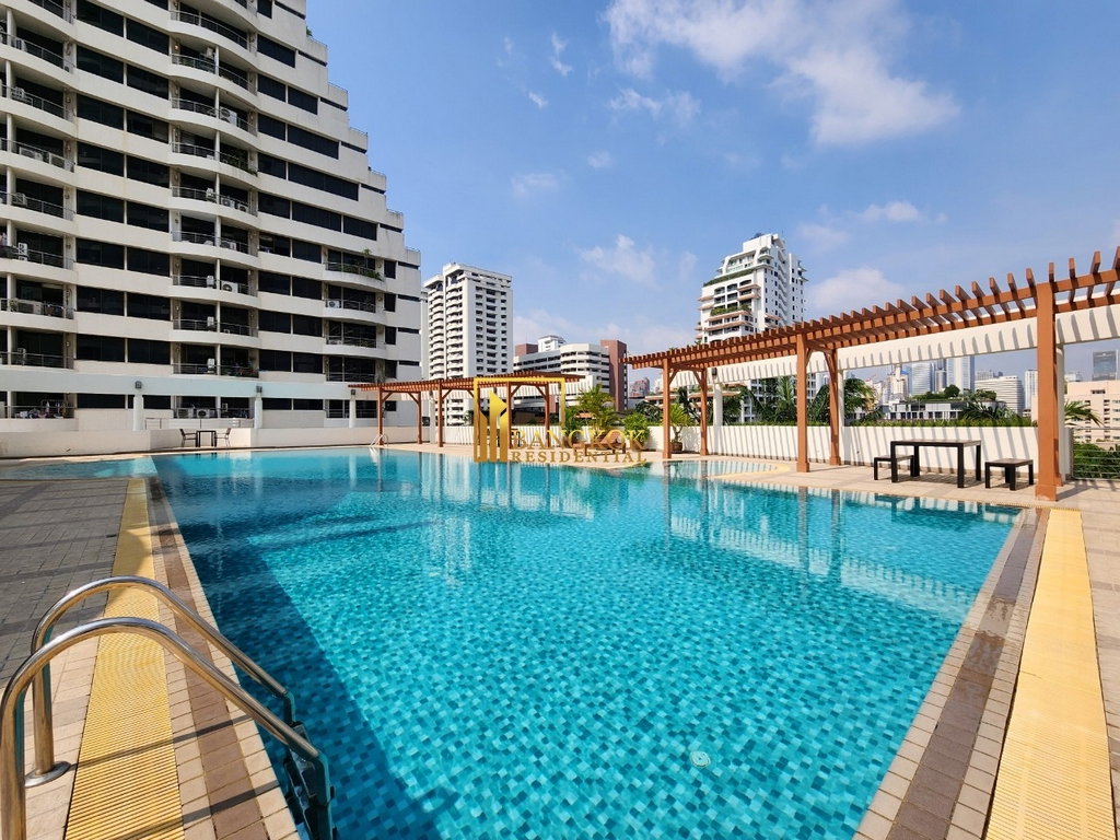 รูป Supalai Place | Renovated 2 Bedroom Condo in Popular Phrom Phong Area - BR16847CD - รูปที่ 20/32