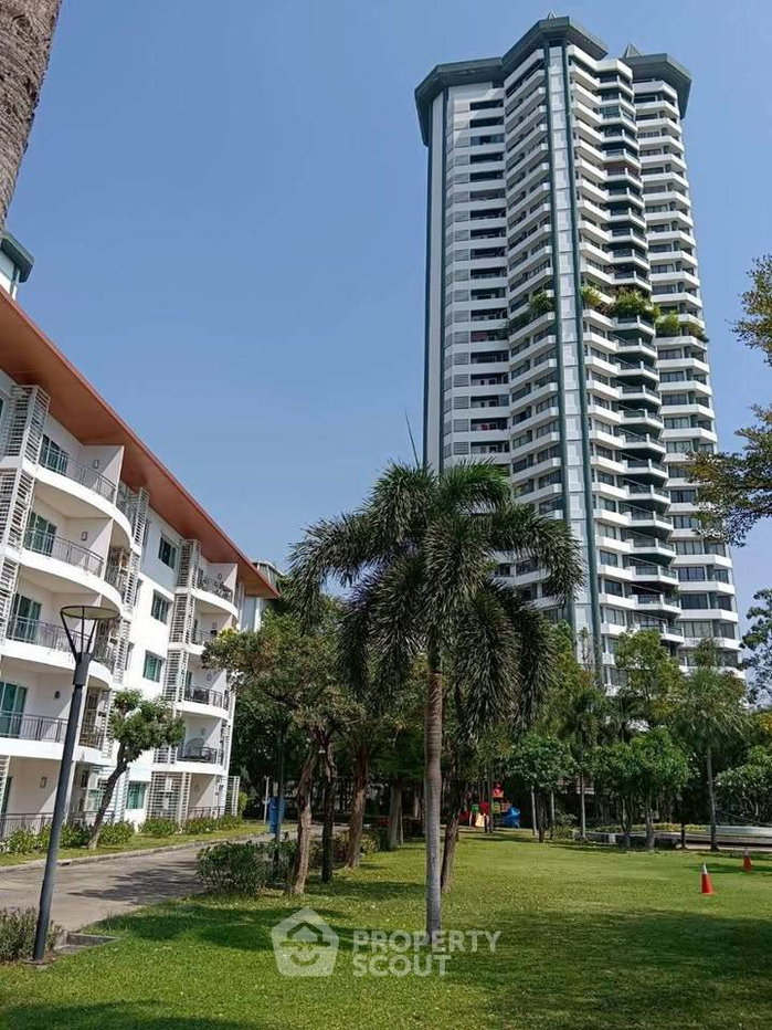 รูป คอนโด 2 ห้องนอน 104 ตร.ม. ชั้นสูง 38 ชั้น โครงการศุภาลัย ริเวอร์ รีสอร์ท เจริญนคร (ธนบุรี) (ID 3142414) - รูปที่ 11/12