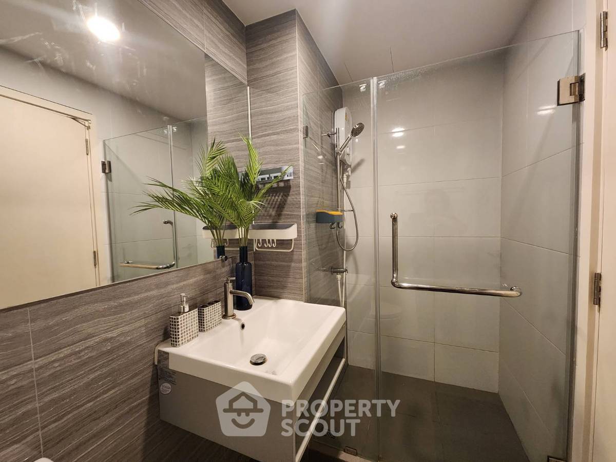 รูป คอนโด 2 ห้องนอนให้เช่า Knightsbridge พหลโยธิน อินเตอร์เชนจ์ ใกล้อนุสาวรีย์ (ID 821249) - รูปที่ 12/15
