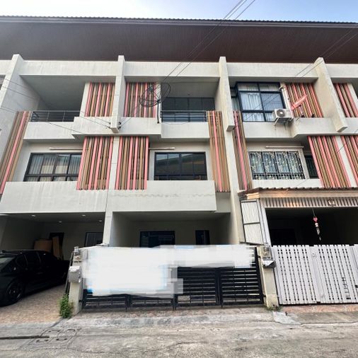 ขายทาวน์โฮม 3 ห้องนอน 20.5 ตร.ว. เดอะ ซิมโฟนี่