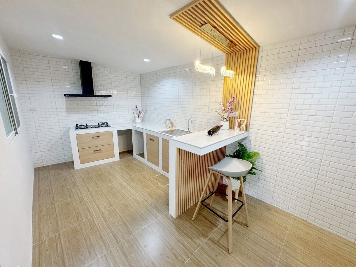 รูป บ้านแฝด แต่งรีโนเวทใหม่ กว้างมาก ราคาถูก ม.ศุภาลัยการ์เด้นวิลล์ แจ้งวัฒนะ-หลักสี่ ซ.โกสุมรวมใจ 44 แขวงสีกัน เขตดอนเมือง  - รูปที่ 8/18