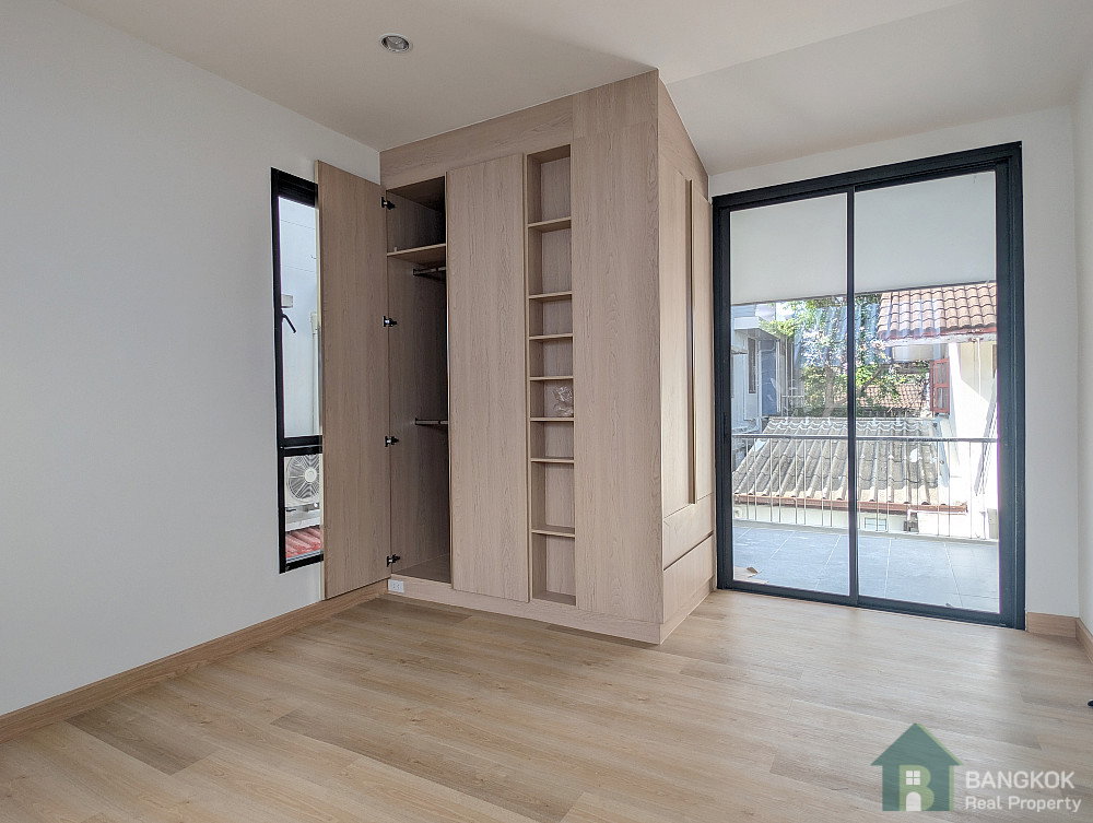 รูป ให้เช่าบ้านเดี่ยวรีโนเวทใหม่เอี่ยม 4 ห้องนอน ม.สัมมากร รามคำแหง - รูปที่ 13/19