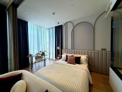 ขายคอนโด : Ashton Silom ห้องใหม่มือ 1 ฟรีค่าใช้จ่ายวันโอนฯ+เฟอร์ตกแต่งห้อง