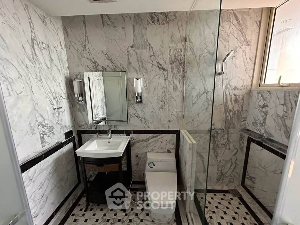 รูป คอนโด 2 ห้องนอน รอยซ์ ไพรเวท เรสซิเดนซ์ ใกล้ MRT สุขุมวิท พรอมพงษ์ (ID 3141328) - รูปที่ 8/8