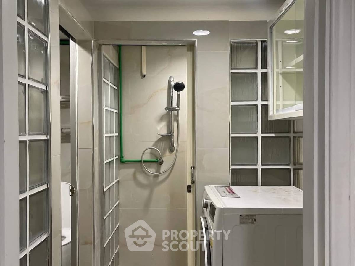 picture 2-BR Condo In Diamond Tower, BTS Chong Nonsi 90m (ID 3101349) - 7/15