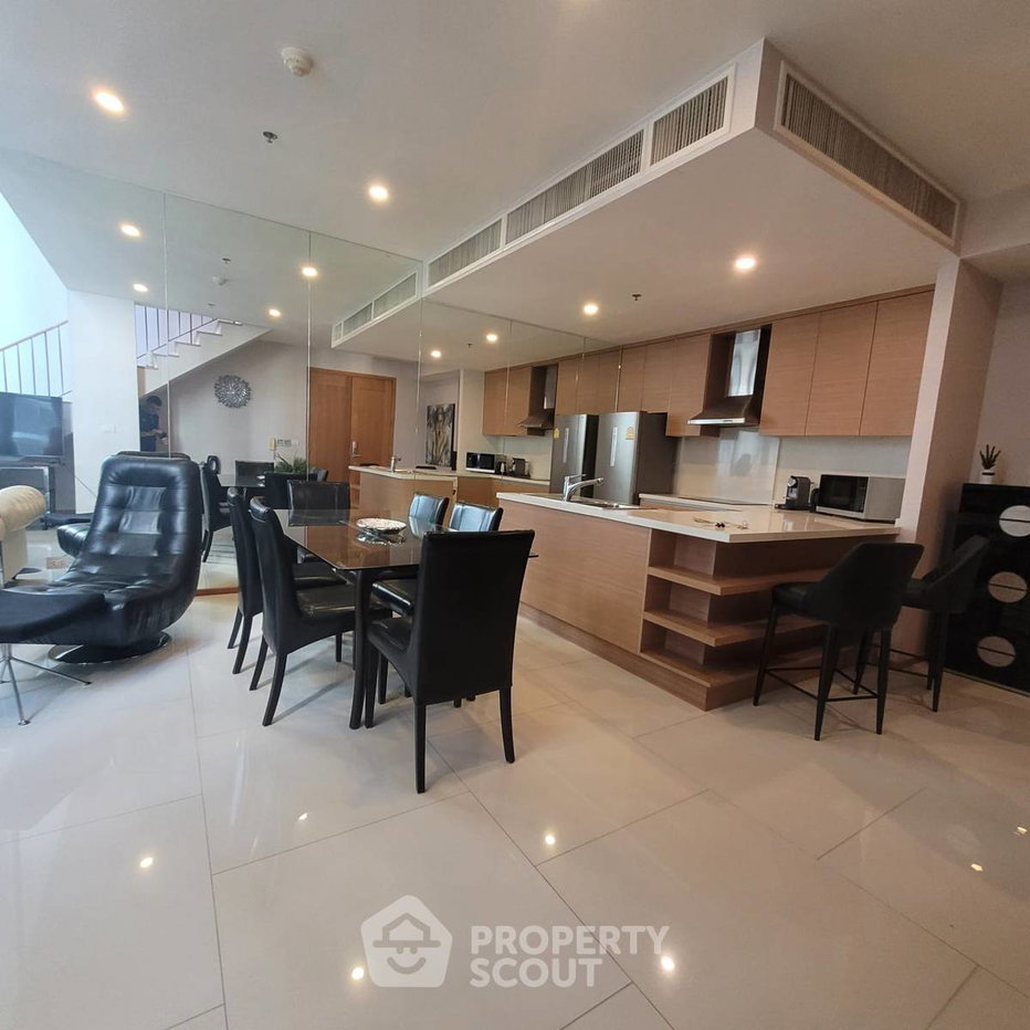 picture 1-BR 90 Sqm Condo At The Emporio Place, BTS Phrom Phong (ID 3140137) - 18/32