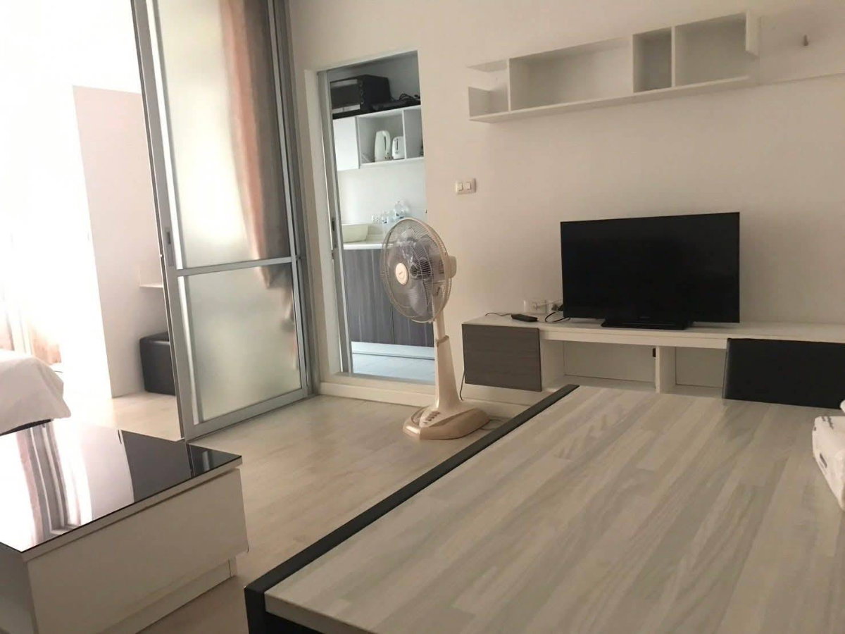 picture D Condo Sign For Sale !! Near Central Chiagmai.400m. - 4/7