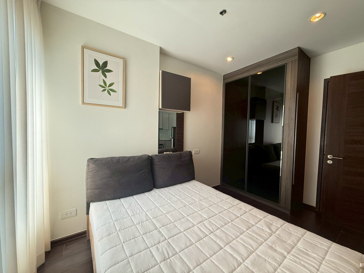 picture For Rent🌿❤️Condo :  C ekkamai  Location： Near BTS ekkamai   Floor : 16  - 2/14
