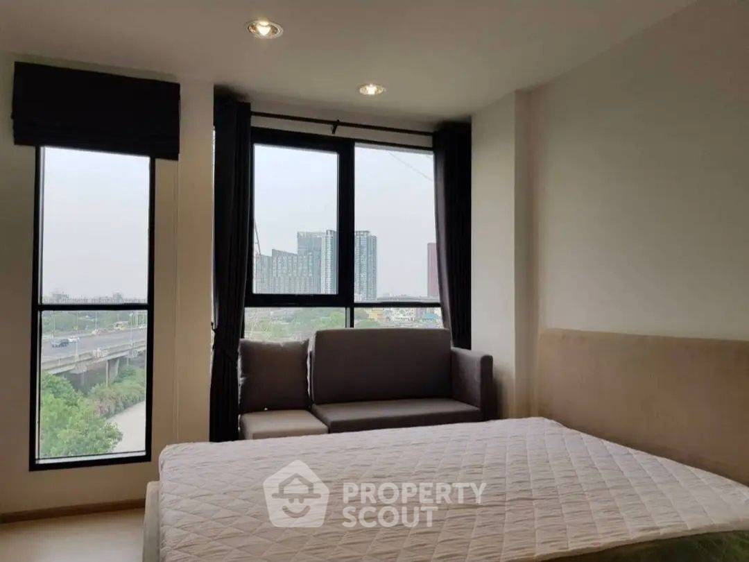 picture 1-BR Condo For Rent At Rise Rama 9, ARL Ramkhamhaeng 📍 (ID 3141353) - 8/12