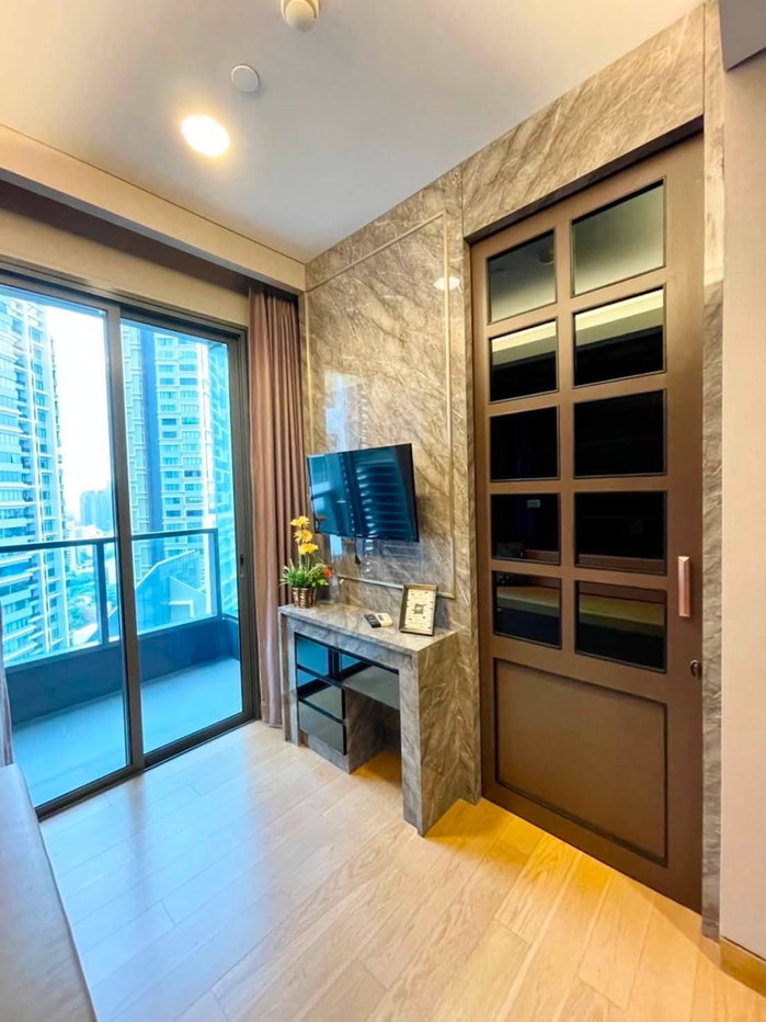 รูป 🔥 The Lumpini 24 ห้องสวย ชั้น 21 ใกล้ BTS พร้อมพงษ์ เพียง 24,000 บาท/เดือน พร้อมเข้าอยู่! 🏙️✨ - รูปที่ 8/9
