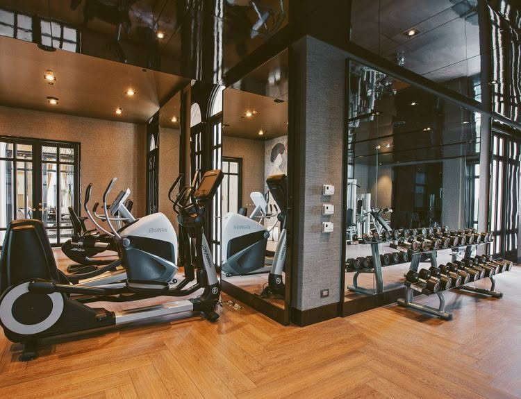 รูป The Diplomat Sukhumvit 39 | Ultra-Luxury 2 Bed 2 Bath at The Diplomat 39 | Steps to BTS Phrom Phong & EmQuartier | Prime Sukhumvit 39 - รูปที่ 6/7