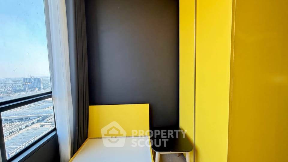 picture 2-BR Condo On 32nd Floor, 35 Sqm | NUE Mega Plus Bangna (ID 2659138) - 13/15