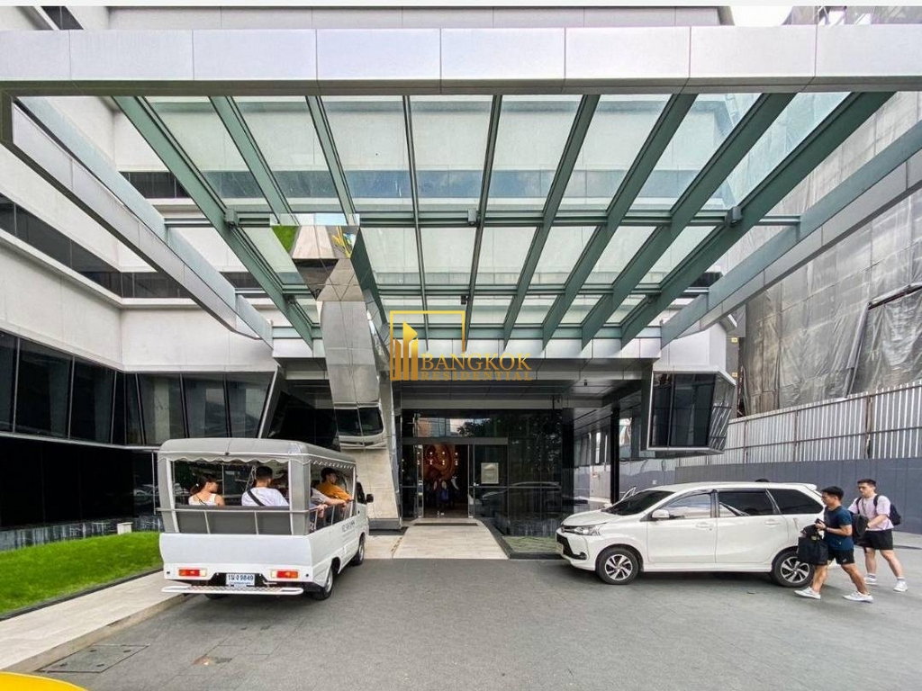 รูป Luxurious 2 Bedroom Serviced Apartment For Rent in Sathorn - BR30132SA - รูปที่ 30/31