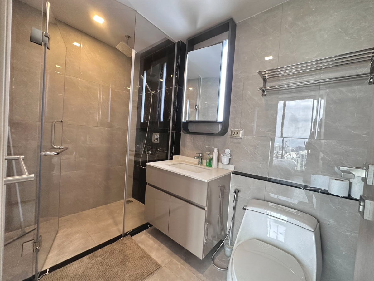 รูป FOR RENT 195 🌟One9Five Asoke - Rama 9   36sqm 1b1b  35floor building B   - รูปที่ 3/8