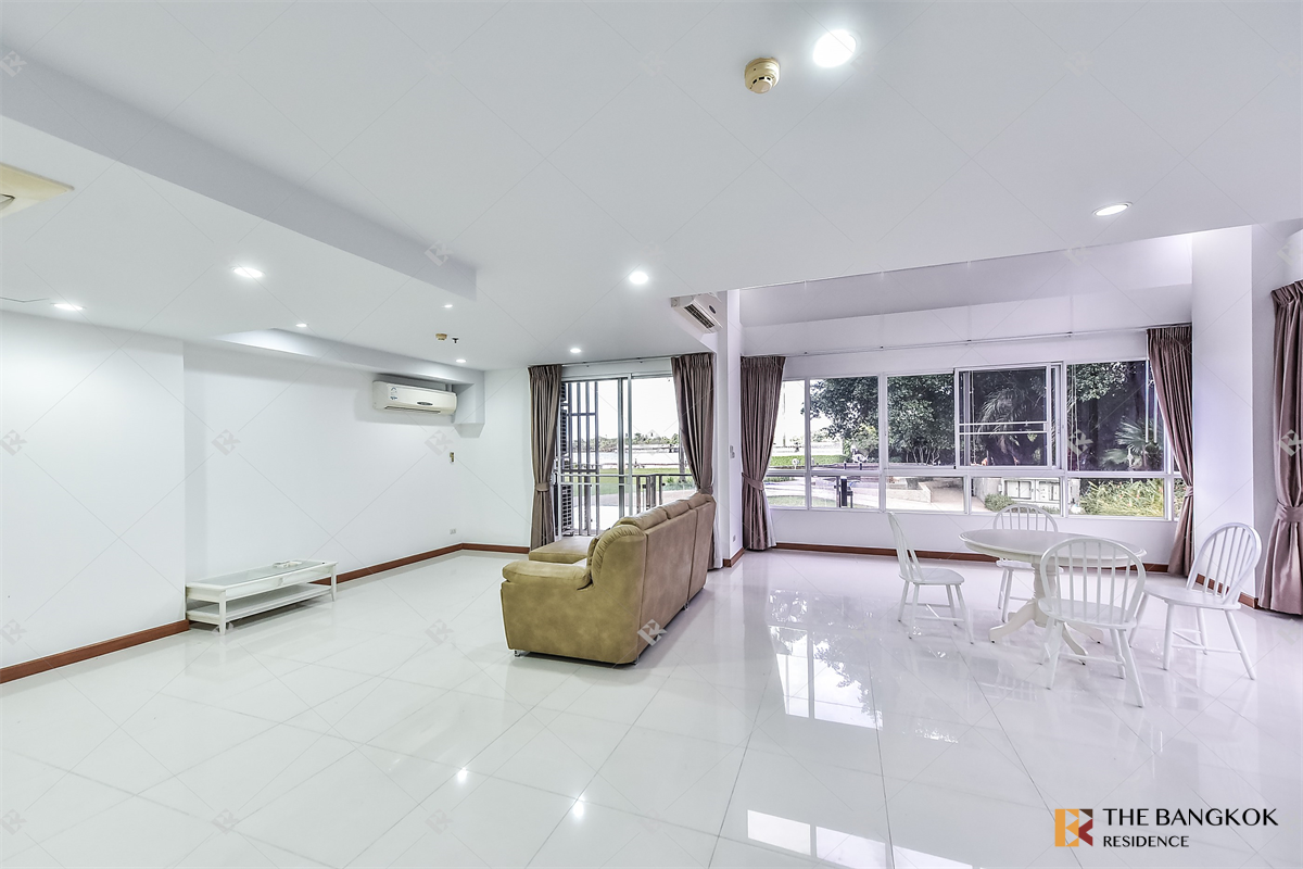picture Book quickly before the room is gone!! Supalai Prima Riva - 3/10