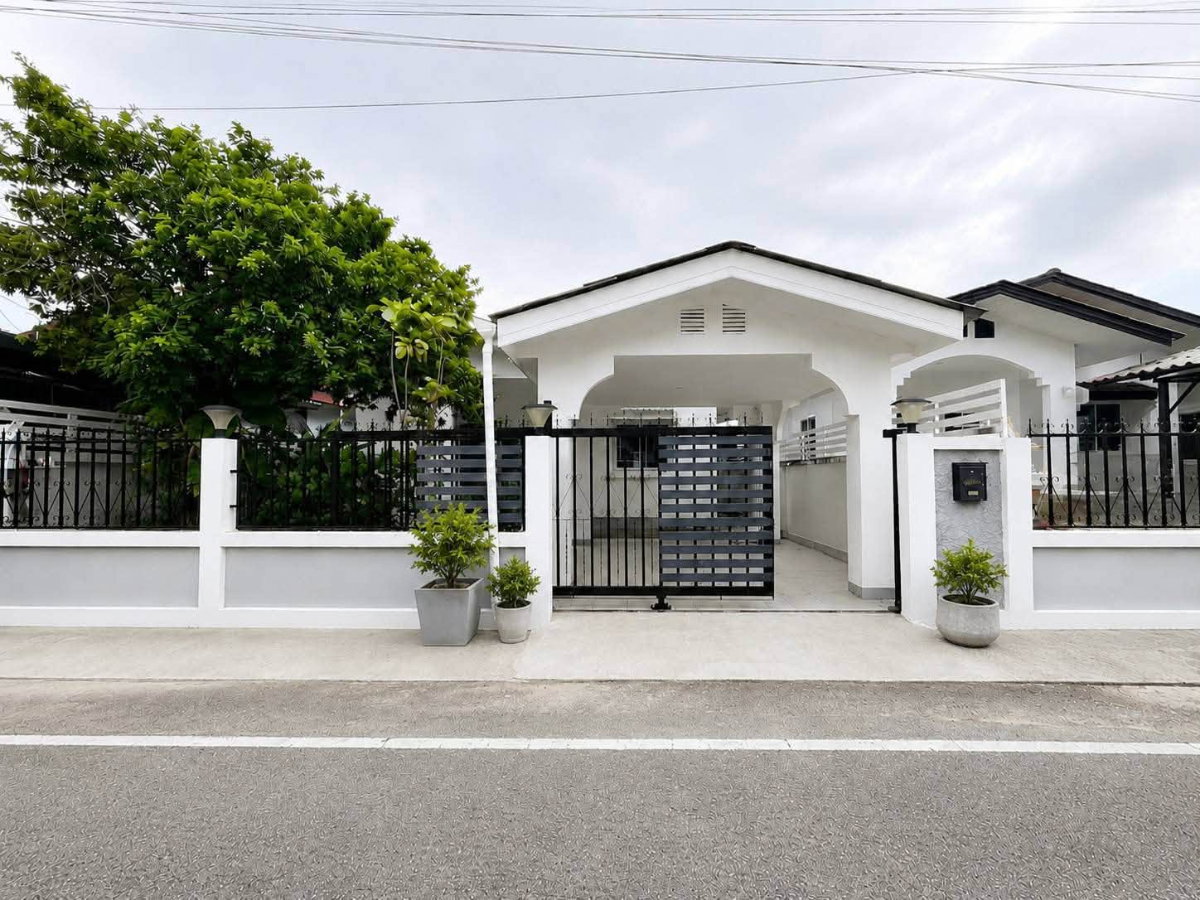 รูป 🏡 ขายด่วน! บ้านเดี่ยวแม่เหียะ 2.49 ล้าน ใกล้ Big C แม่เหียะ 📞 063-664-9056 - รูปที่ 1/7