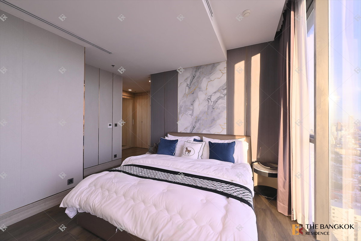 รูป 🌆 Iconic High-Floor Penthouse at The Esse at Singha Complex  - รูปที่ 10/30