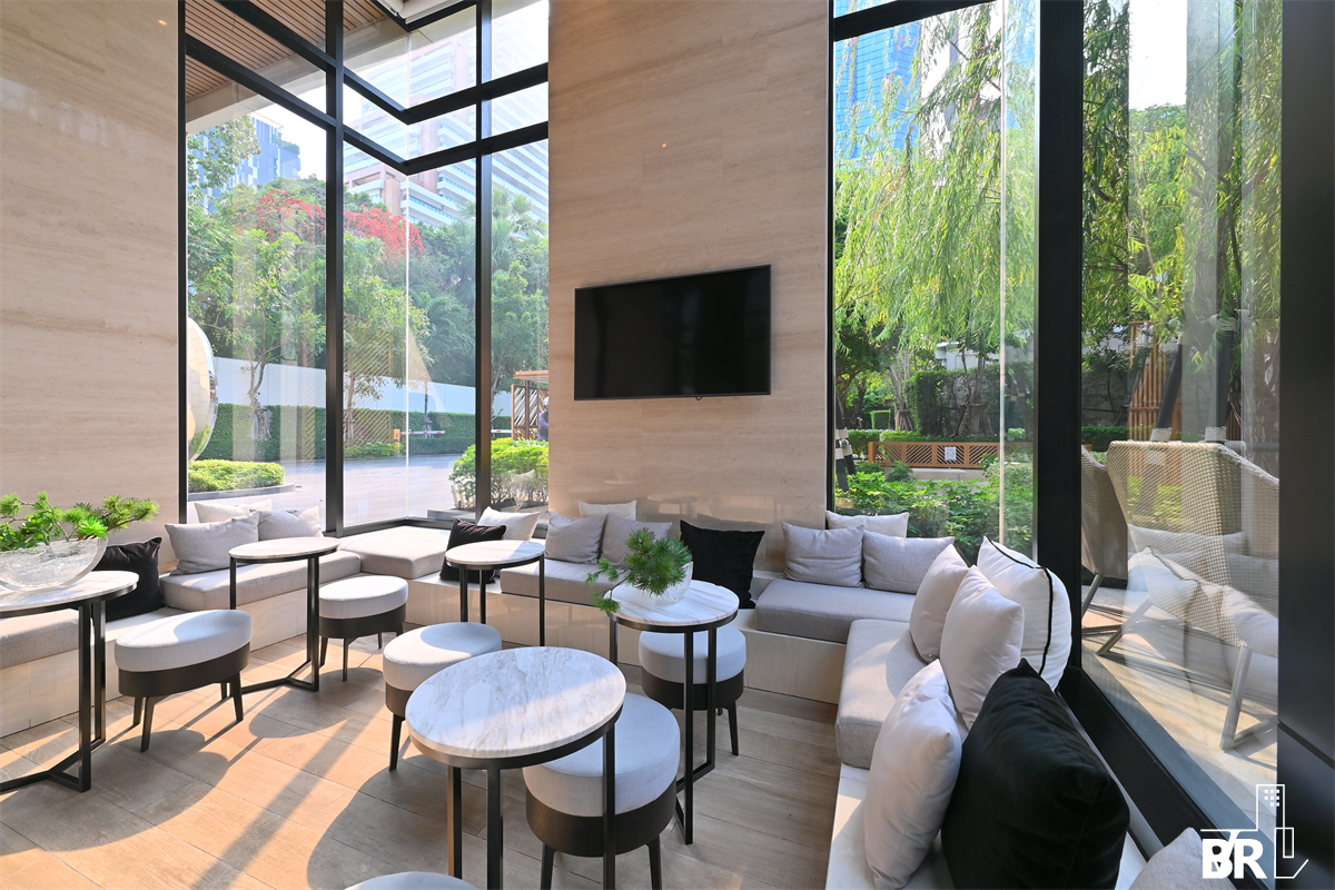 picture Maru Ekkamai 2 Room available, great price - 9/9