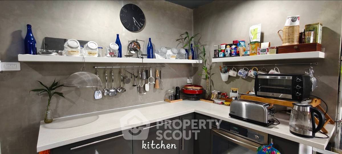 picture 3-BR 230 Sqm Condo For Sale At Beverly Tower, ARL Makkasan (ID 3141950) - 26/39