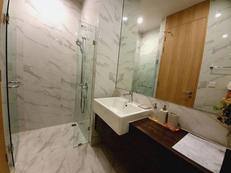 รูป 🚨 BEST DEAL IN SUKHUMVIT 19: NOBLE BE19 – ONLY 8MB - รูปที่ 6/12