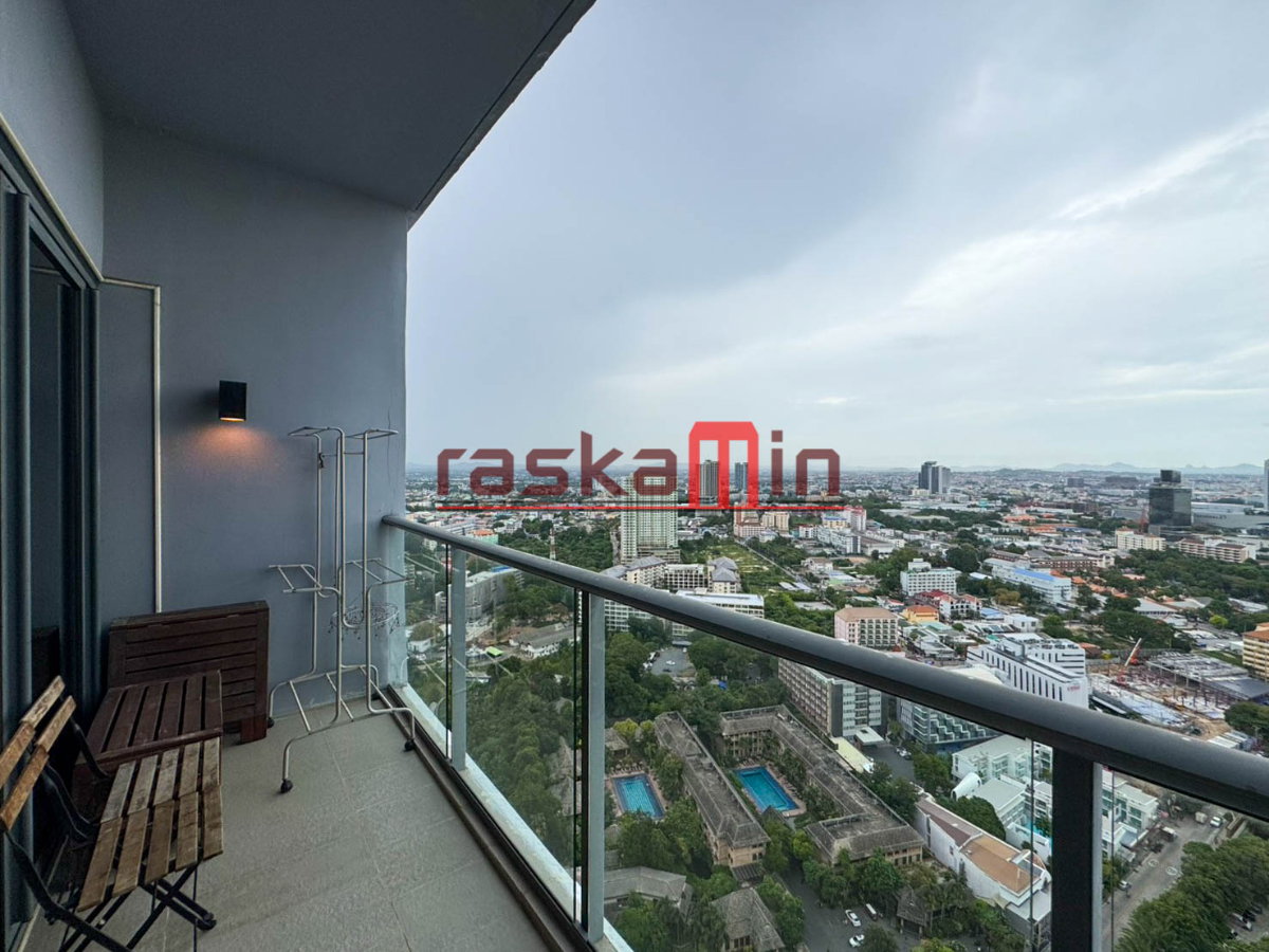 picture Zire Wongamat Condo for Rent – 2 Bedroom, High Floor, Building B - 14/15