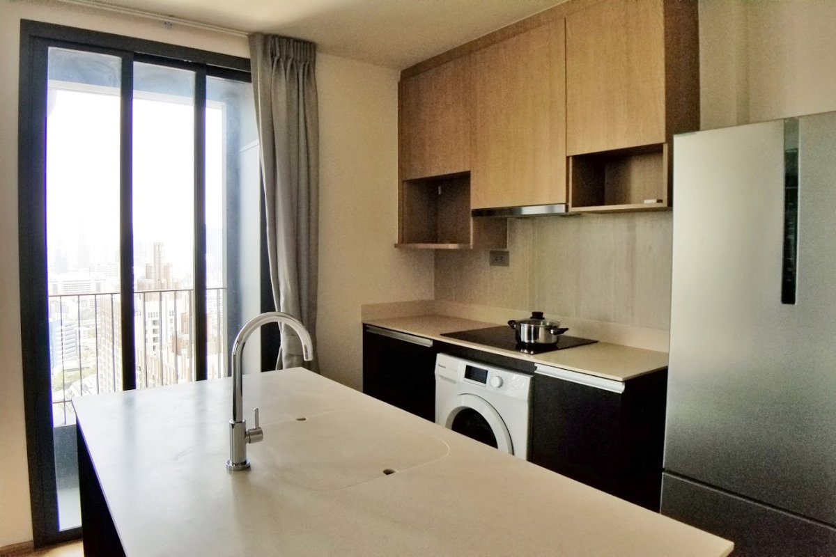 picture Available for rent! Q Chidlom. A Sophisticated special duplex 1 Bedroom with stunning panoramic view.  Ready to move in. - 6/19