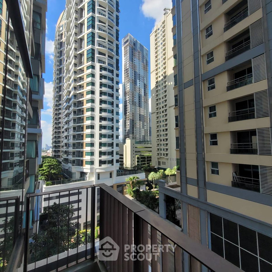 picture 1-BR 90 Sqm Condo At The Emporio Place, BTS Phrom Phong (ID 3140137) - 7/32