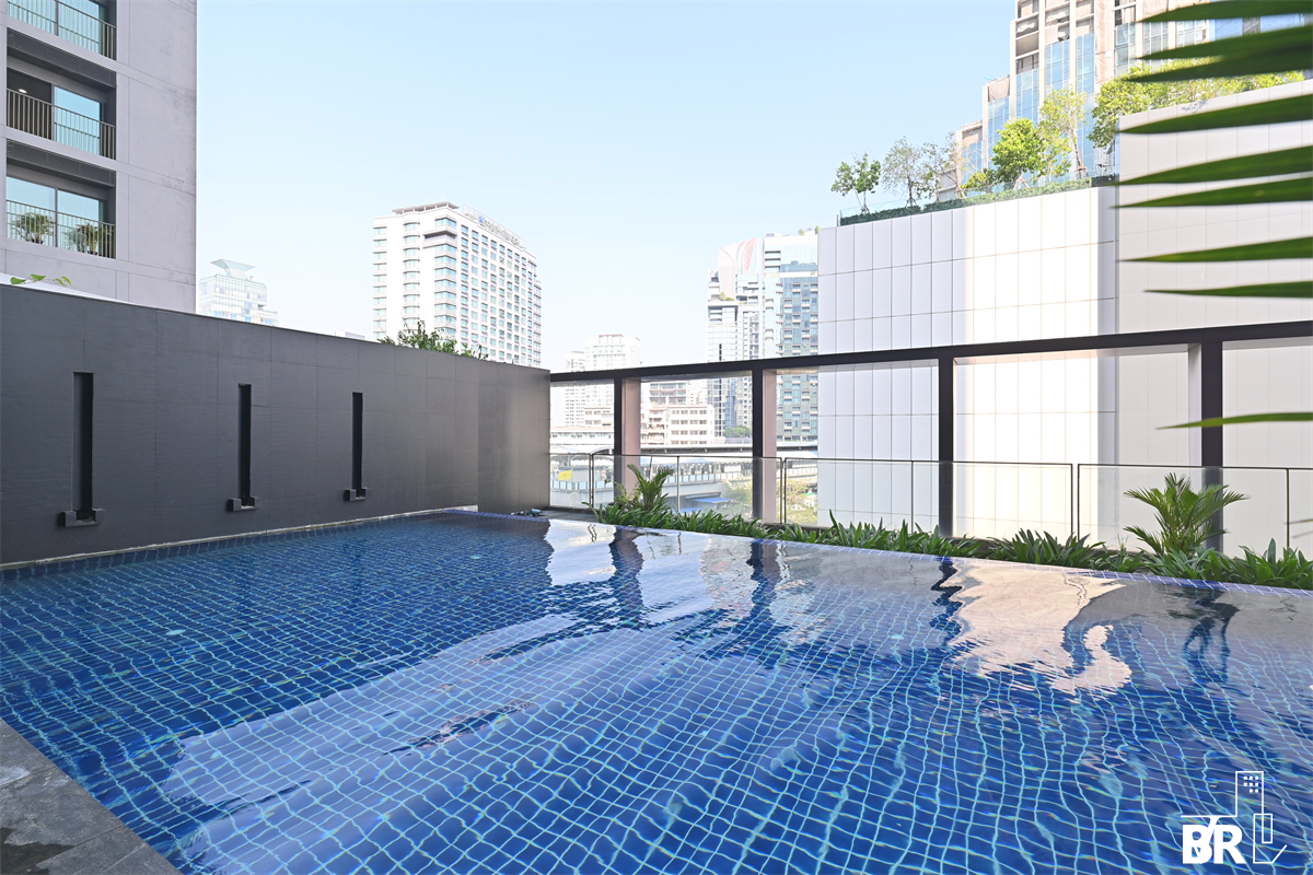 picture Noble Remix Room available, great price near BTS Thong Lo - 8/9