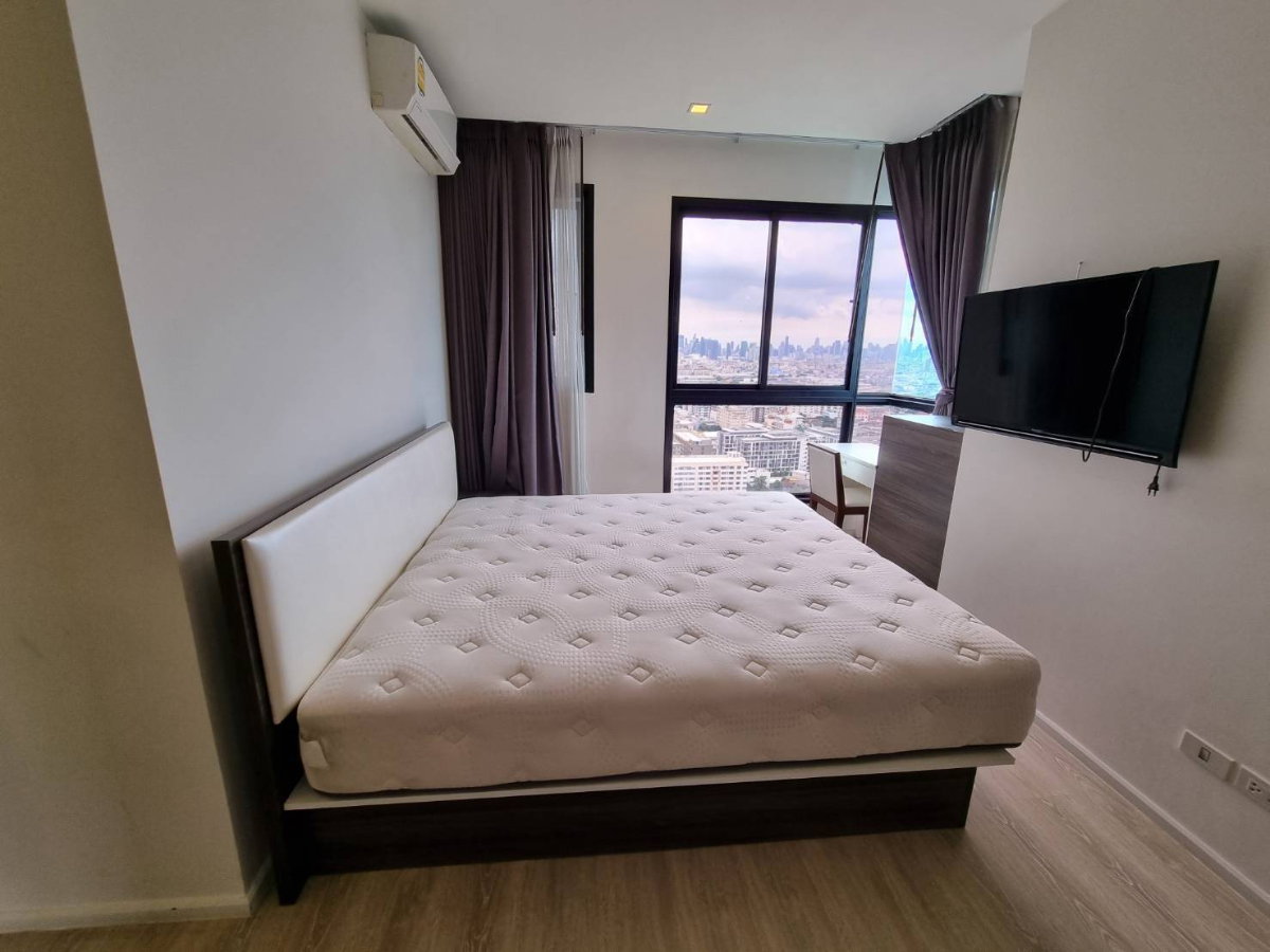 picture Available for rent! Quinn Ratchada17. A Cozy 2 Bedroom with  68sqm. High floor unblocked view. Ready to move in. - 5/18