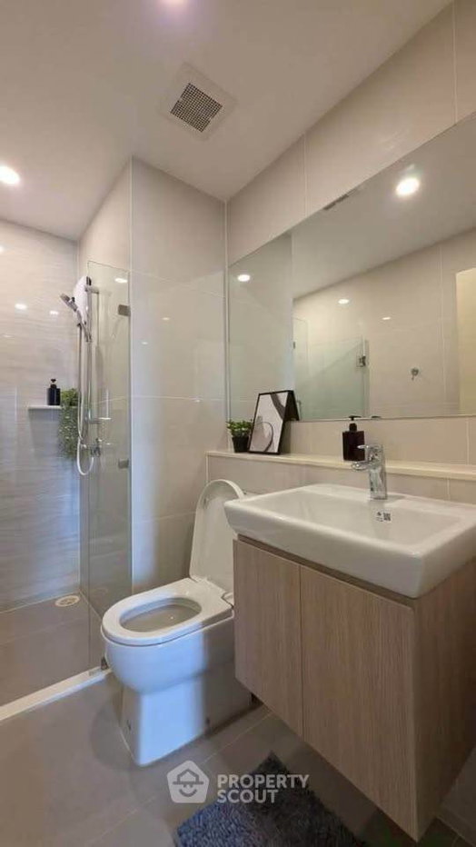 picture 1-BR Condo In LIFE Rama 4 Asoke, 400m To MRT Queen Sirikit (ID 3142796) - 14/14