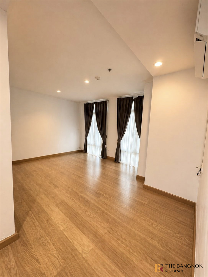 picture Wattana Suite - 9/10