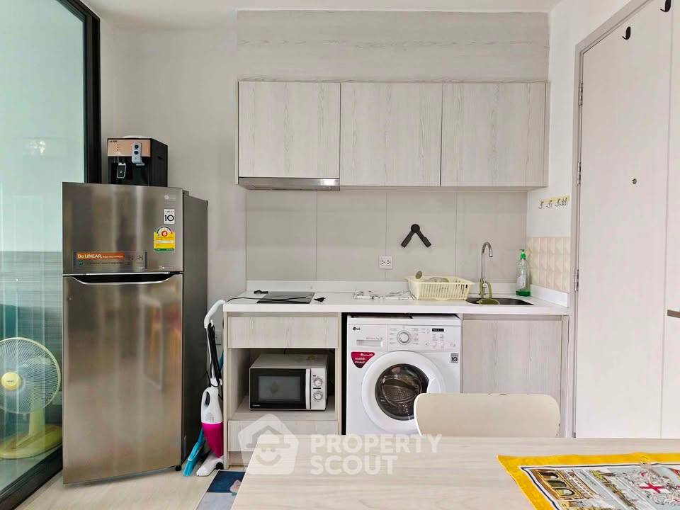 picture 1-BR 40 Sqm Condo At Life Sukhumvit 48, Near BTS Phra Khanong (ID 3141798) - 3/11