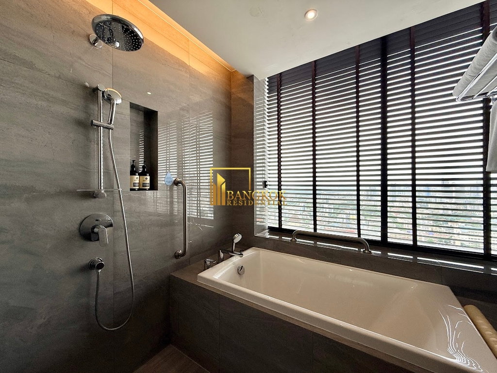 รูป Luxurious 2 Bedroom Serviced Apartment For Rent in Sathorn - BR30132SA - รูปที่ 13/31