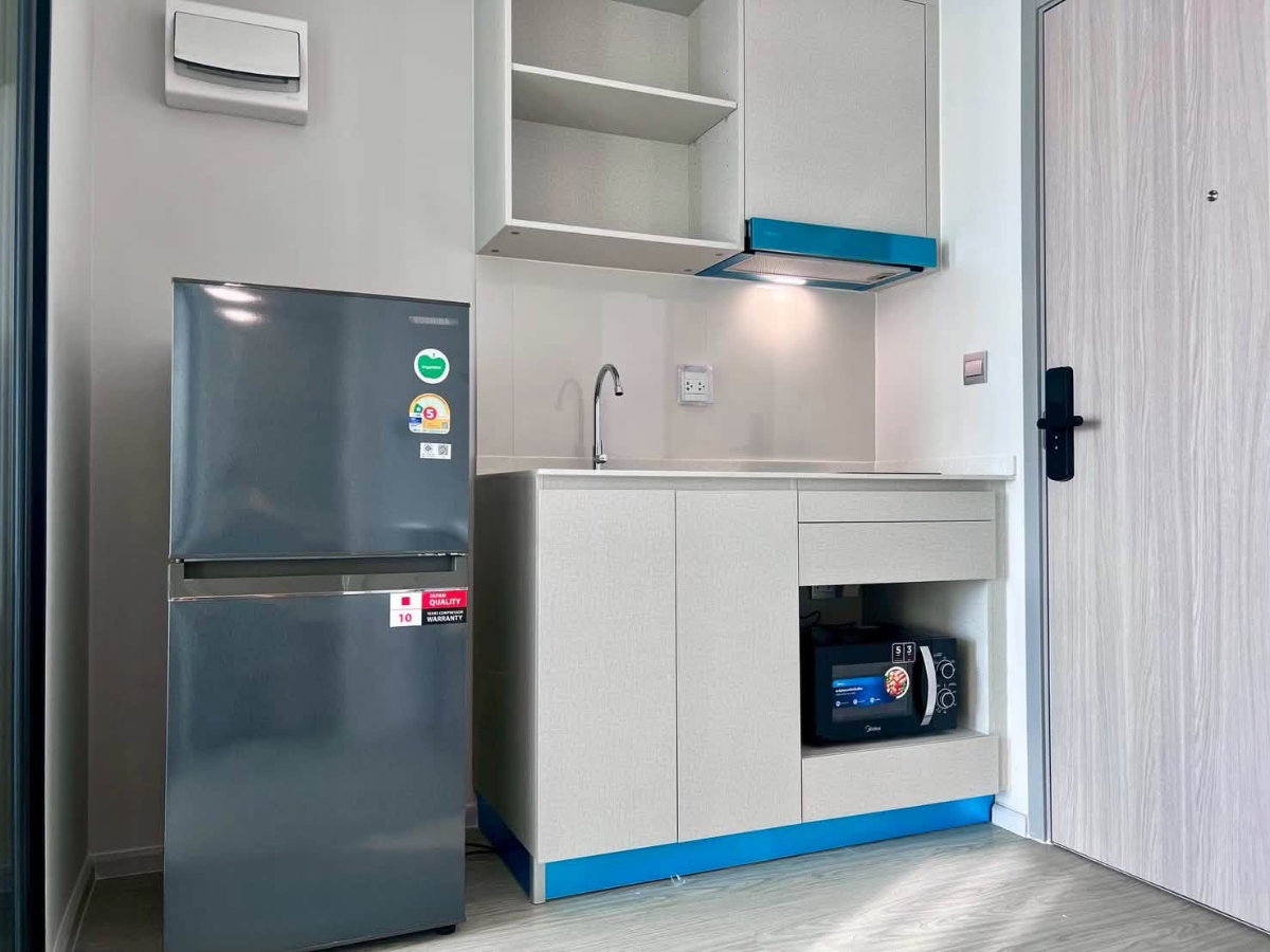 picture AS2243 Atmoz Oasis Onnut Condo For Rent - 8/13
