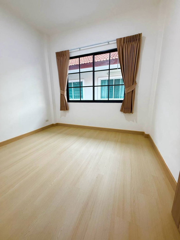 รูป บ้านหลังมุม ทำเลดี ใกล้รถไฟฟ้าสายสีชมพู หมู่บ้านพนาสนธิ์ ถ.นิมิตรใหม่ แขวงมีนบุรี เขตมีนบุรี ใกล้ตลาดมีนบุรี - รูปที่ 16/21