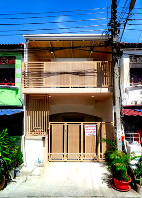 ทาวน์โฮม นนทบุรี : ✨🏡 ขายทาวน์เฮ้าส์รีโนเวทใหม่ – หมู่บ้านปิยะวรารมย์ เฟส 3 ✨