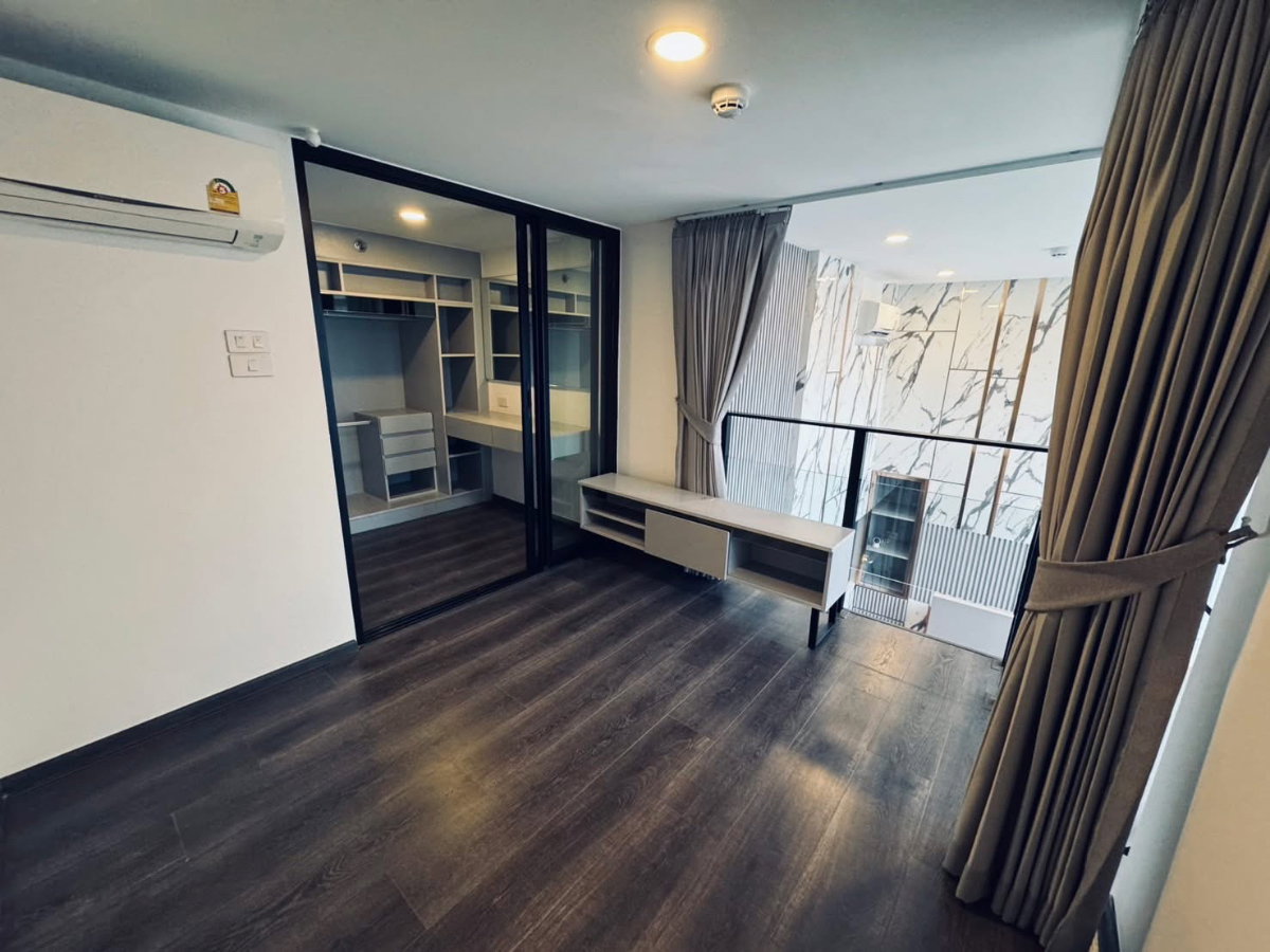 รูป 🏙Duplex 2 ชั้น 🔥Knightsbridge space รัชโยธิน🔥🚅 ติด BTS พหลโยธิน 24 หาของกินง่าย ‼️ใกล้ Major รัชโยธิน☎️Tel/What App:0917061999 คุณกวา - รูปที่ 11/23