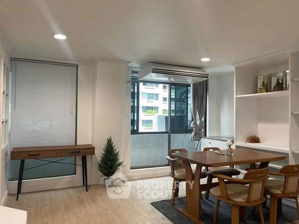 picture 2-BR Condo In Diamond Tower, BTS Chong Nonsi 90m (ID 3101349) - 3/15