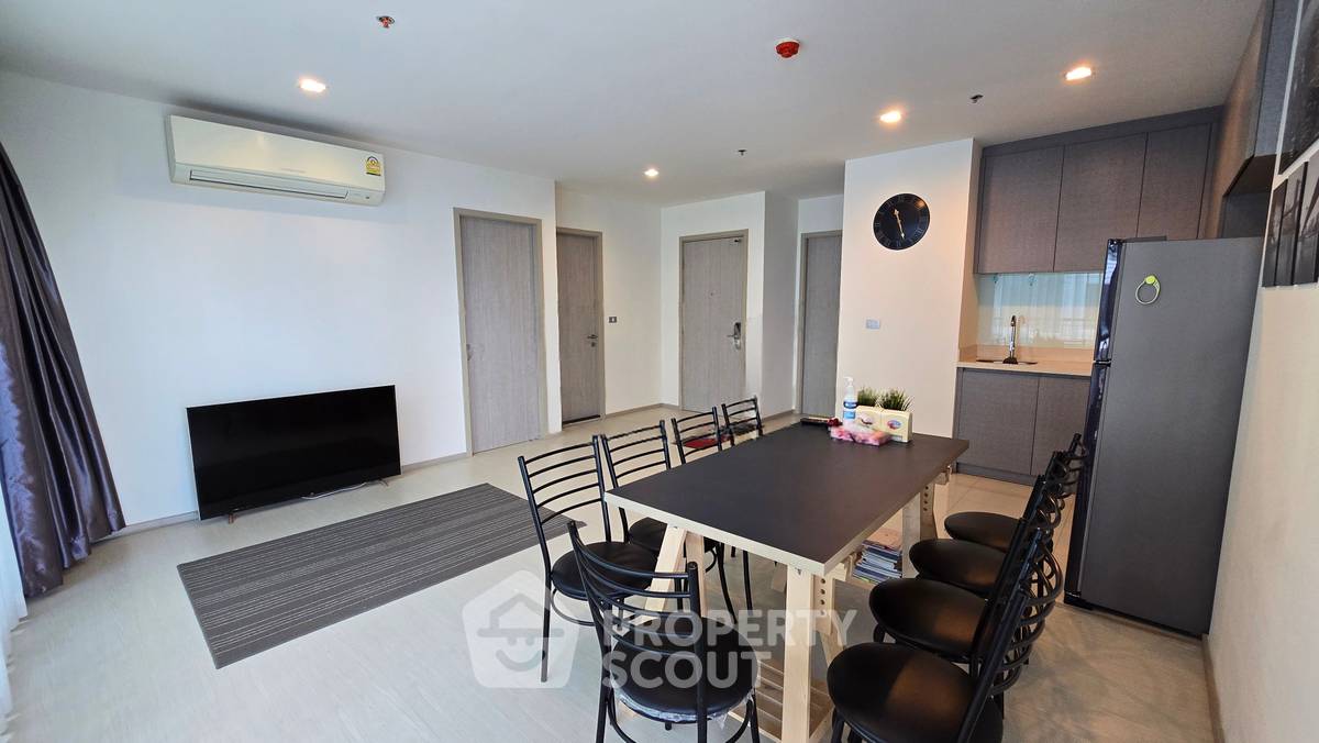รูป คอนโด 2 ห้องนอน ขาย Rhythm Sukhumvit 36-38 ใกล้ BTS ทองหล่อ 300 ม. (ID 2733845) - รูปที่ 1/17