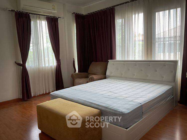 picture Pet-Friendly 4-BR House 230 Sqm, Laddarom Chaiyaphruk-Chaengwattana (ID 3145806) - 4/7