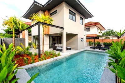 บ้านเดี่ยว หางดง เชียงใหม่ : ขาย บ้านเดี่ยวพร้อมสระว่ายน้ำ หมู่บ้านกาดฝรั่ง หางดง เชียงใหม่ ใกล้โรงเรียนนานาชาติหลายแห่ง (H552) T.0946511456