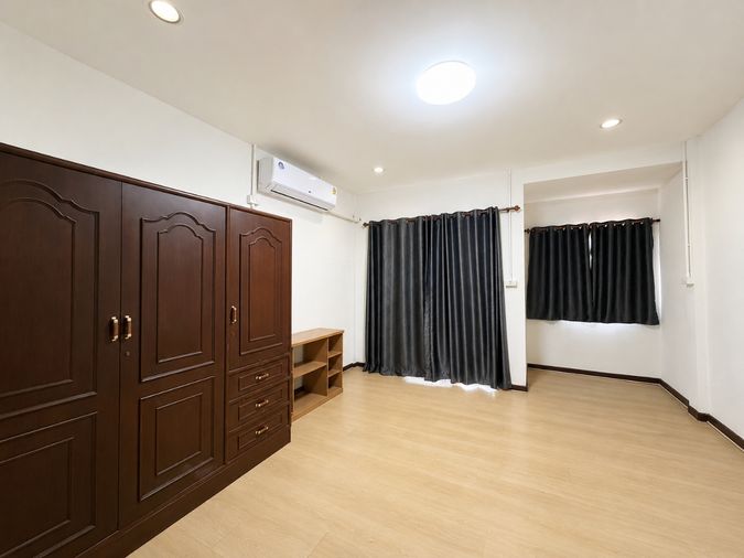 2-bed townhouse for sale, 90 sqm, 16 sq wah, Baan Ratanavalai