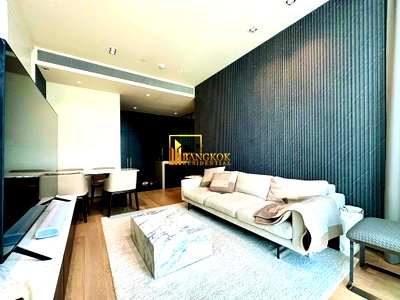 คอนโดให้เช่า : 28 Chidlom | Luxurious 2 Bedroom Condo in Prime Area - BR17017CD