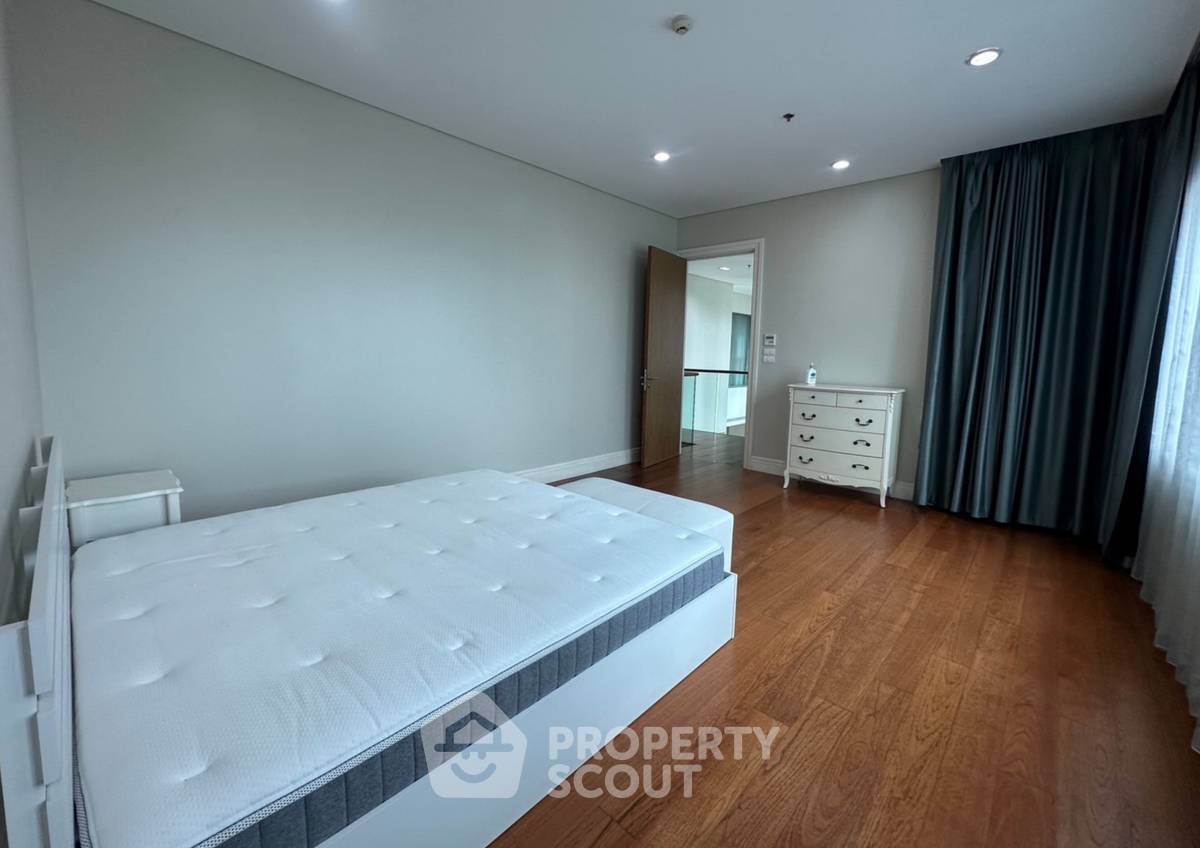 รูป คอนโด 3 ห้องนอน 176 ตร.ม. ชั้น 29 Bright Sukhumvit 24 ใกล้ BTS พร้อมพงษ์ (ID 2262589) - รูปที่ 10/14